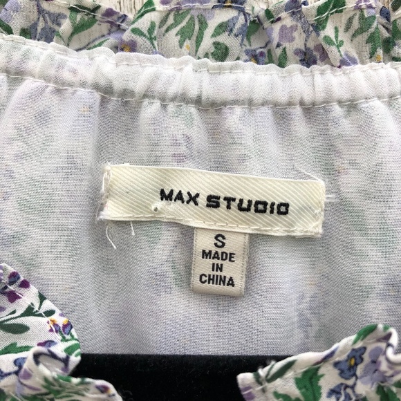 Max Studio | floral keyhole neck tank top - Picture 5 of 5
